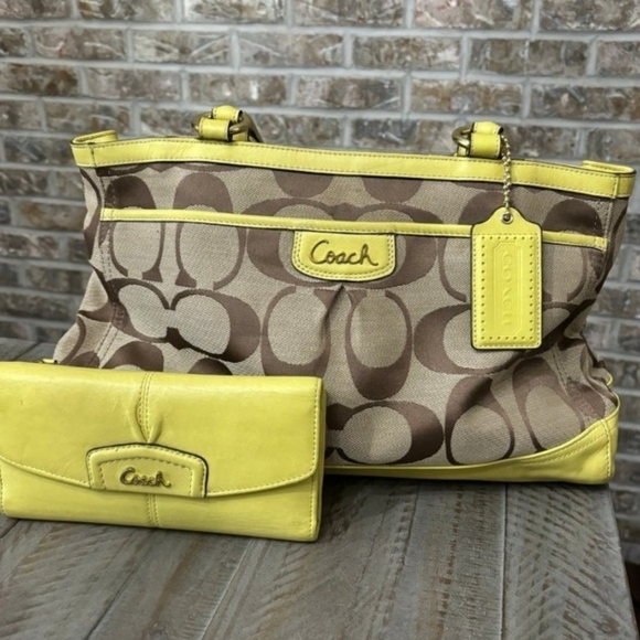 Coach Signature Brown and Yellow Shoulder Bag And Wallet Set - Picture 1 of 1